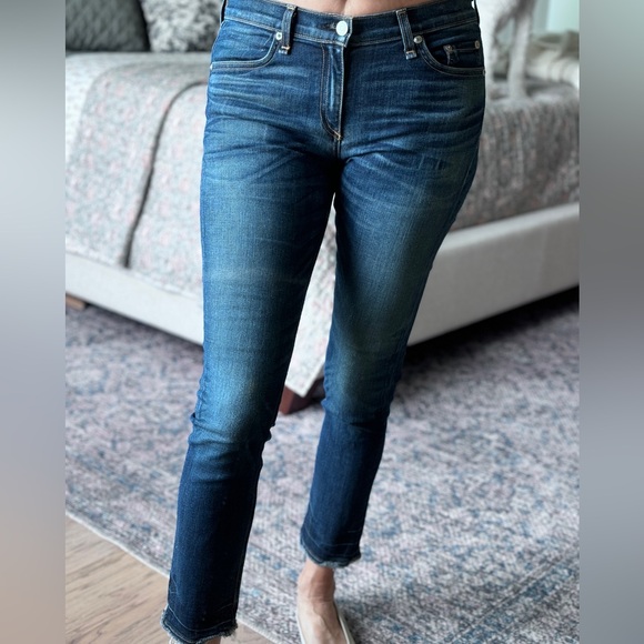 RAG & BONE Crop Jean 9” Rise Frayed Hem Size 29 - Picture 2 of 7